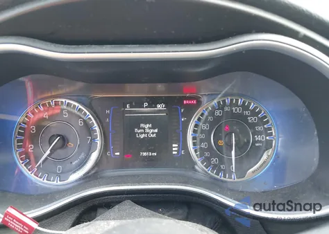 2015 Chrysler 200 Limited из США, поврежденный, VIN 1C3CCCAB7FN559602